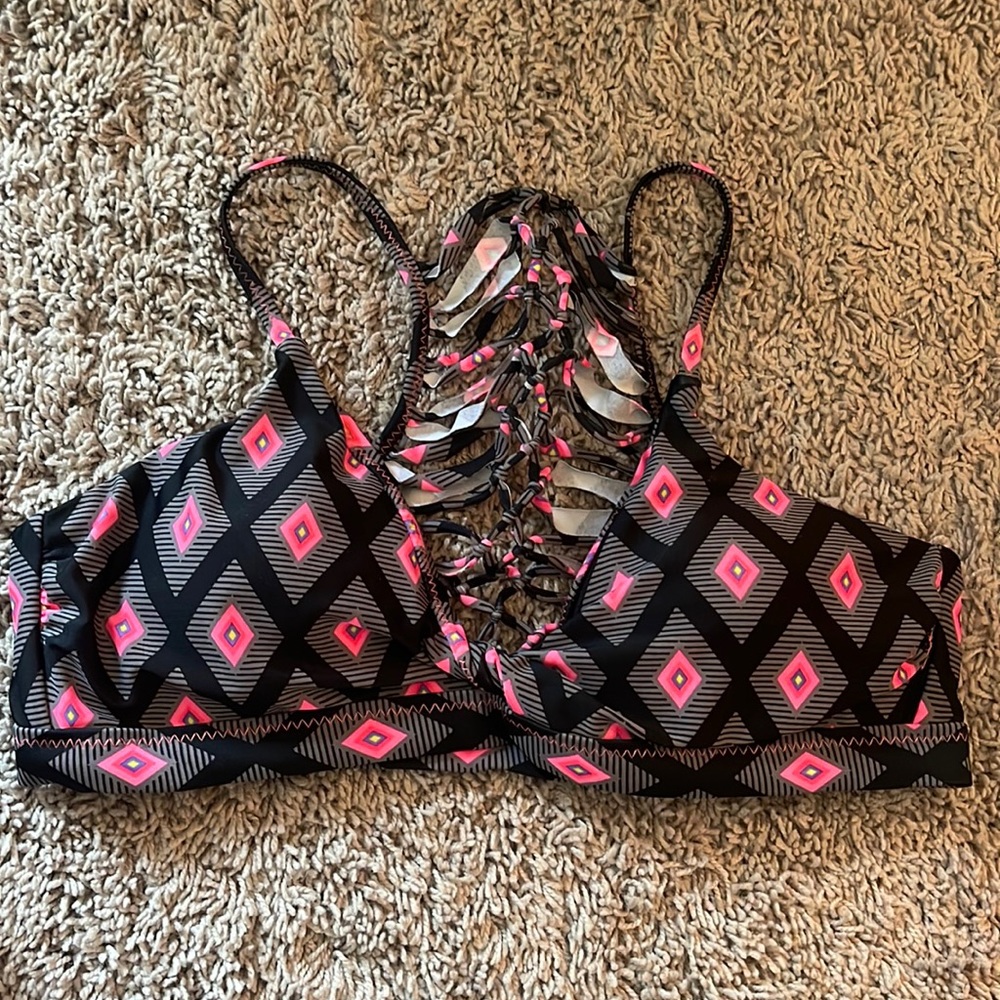 Bikini top